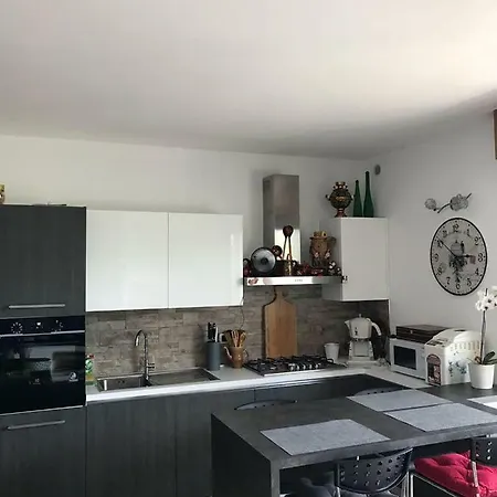 La Casa Del Pittore Apartment Bellano